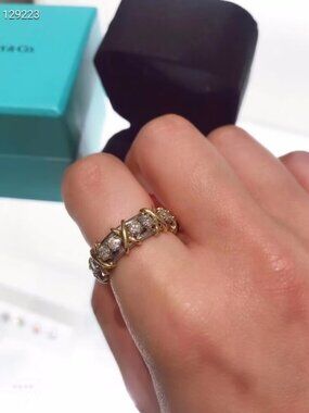 Tiffany & Co. Ring Size 6